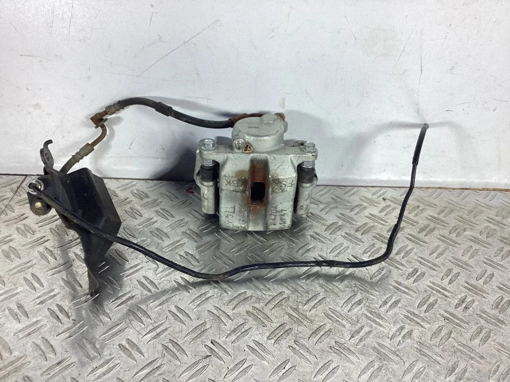 Zacisk hamulcowy przedni – Mazda MX-5 NC Miata (2006-2015)