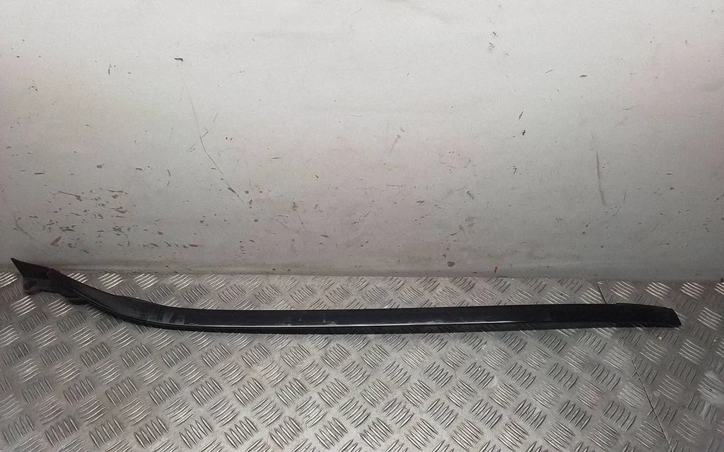 Front wiper blade arm – Lexus RX 450H (2016-)