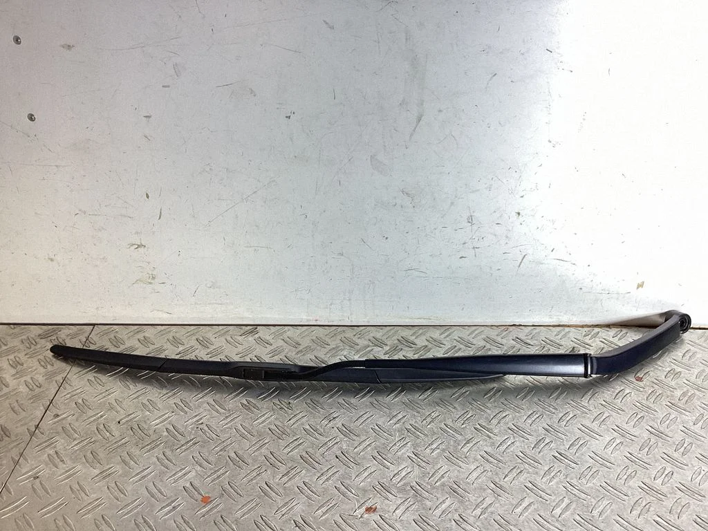 Front wiper blade arm – Lexus NX (2021-)