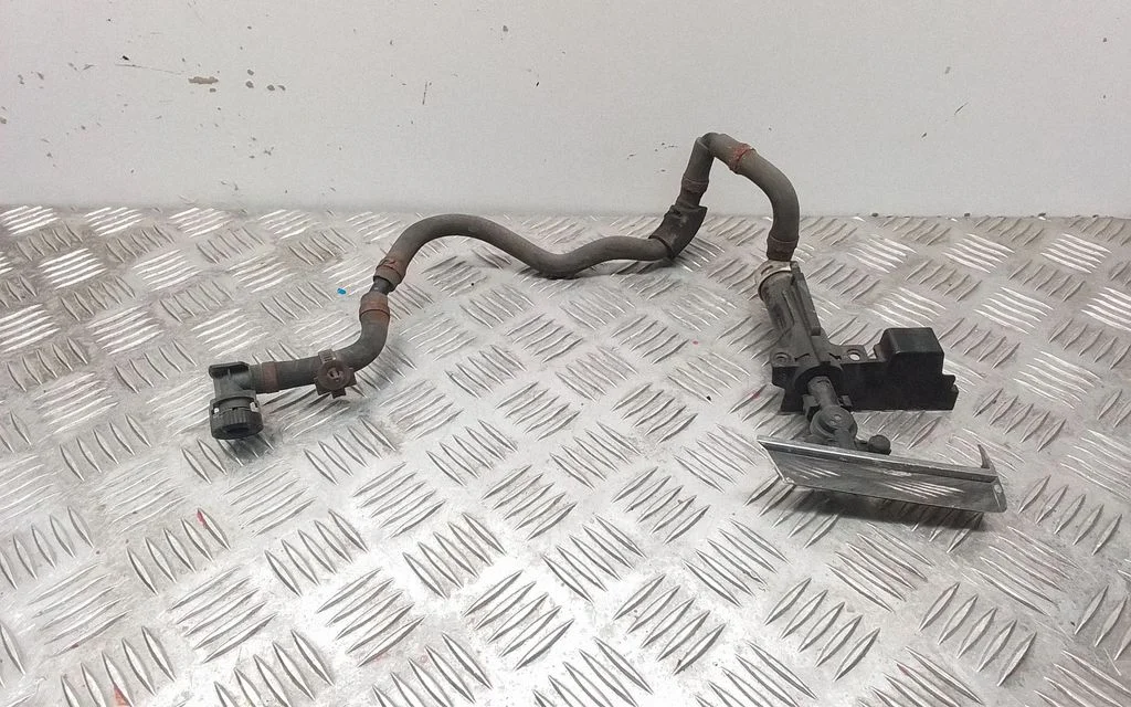 Headlight washer spray nozzle 20953