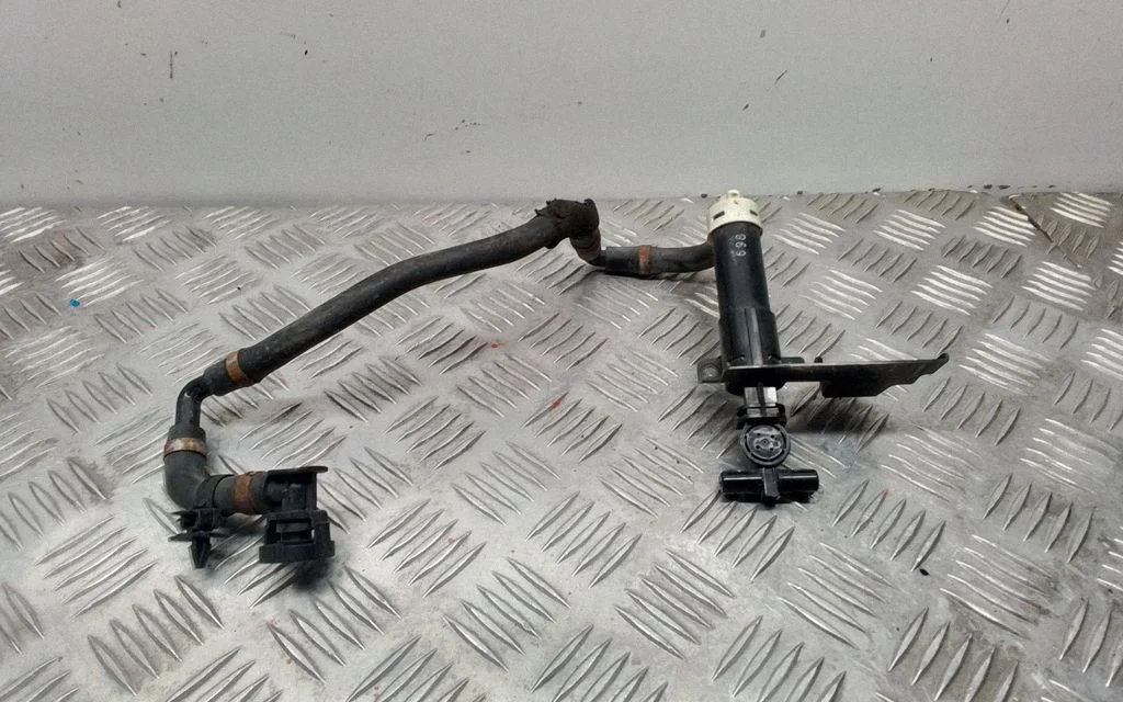 Headlight washer spray nozzle 20953
