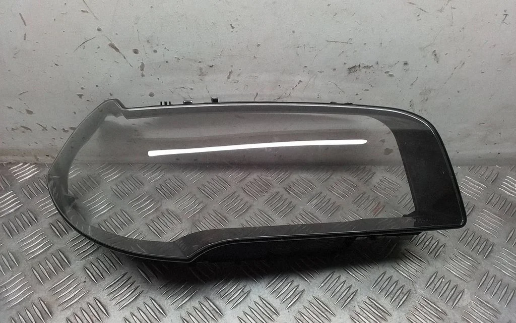 Headlight/headlamp 1305630416