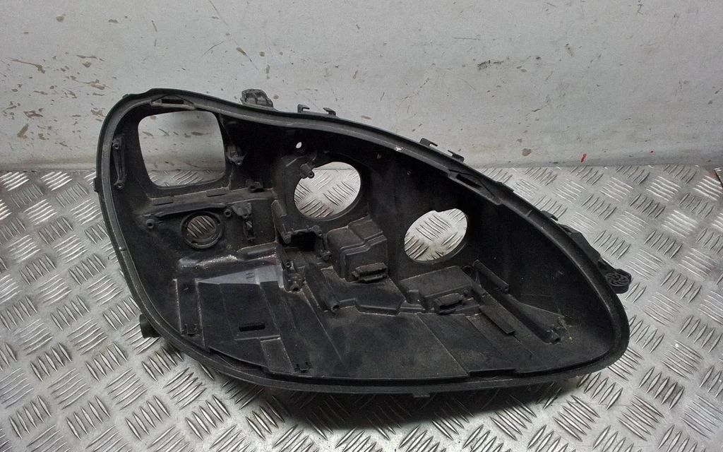 Headlight/headlamp 1305235712