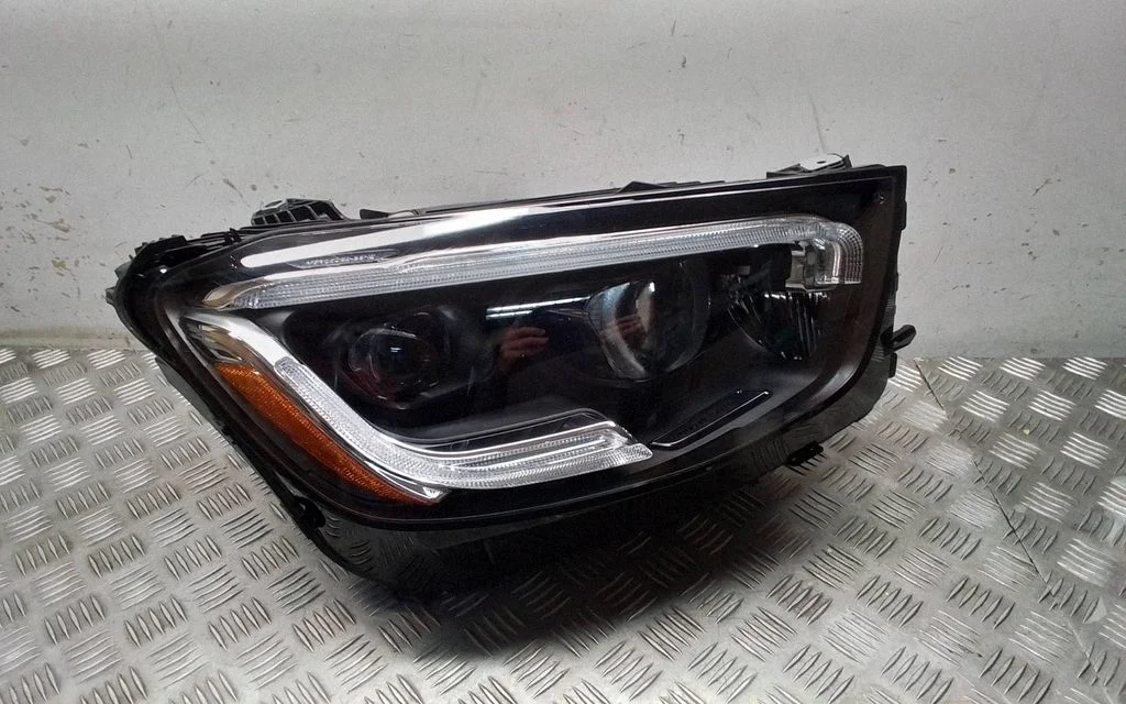 Headlight/headlamp A2539062204