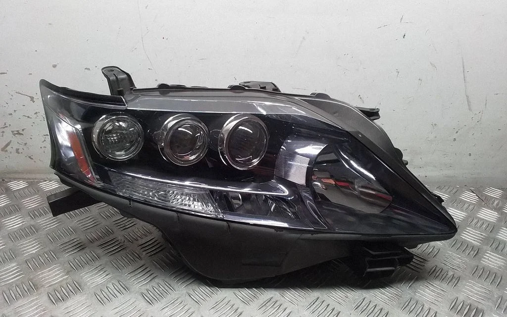 Headlight/headlamp – front right
