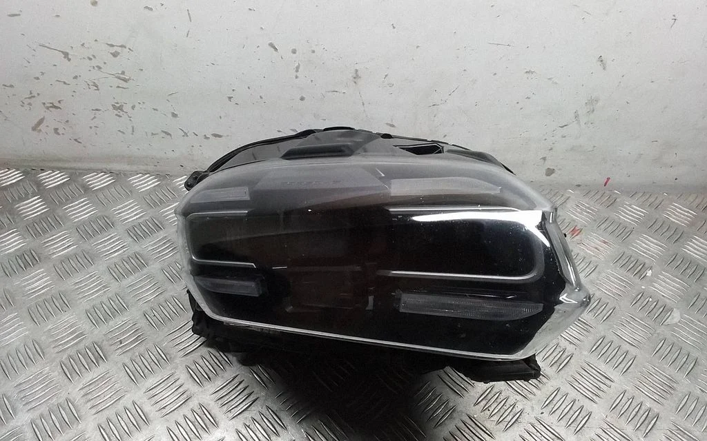 Reflektor 9J1941032F