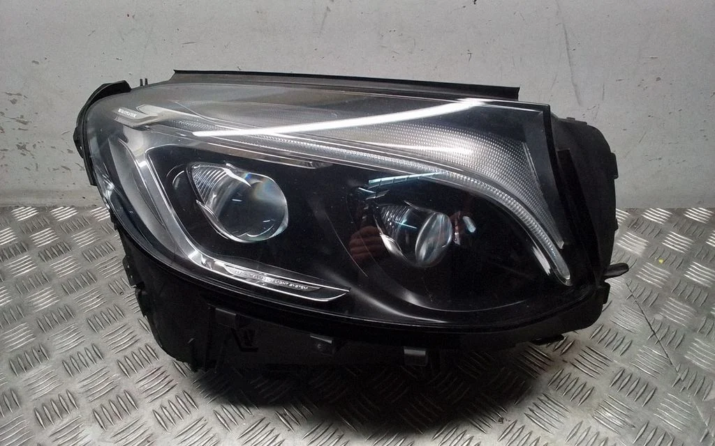 Headlight/headlamp A2539066001