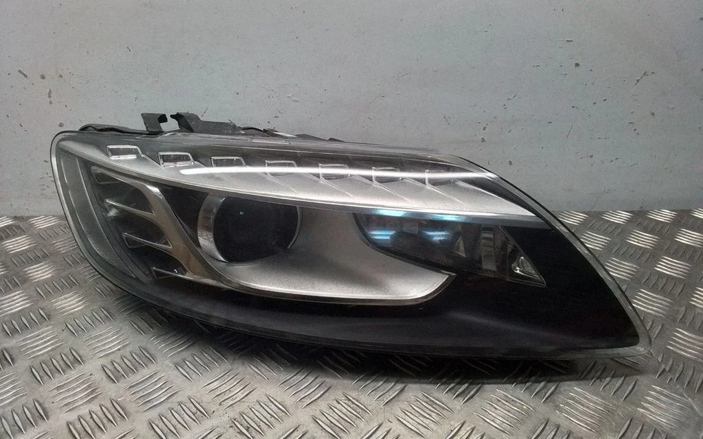 Headlight/headlamp 4L0941004AC