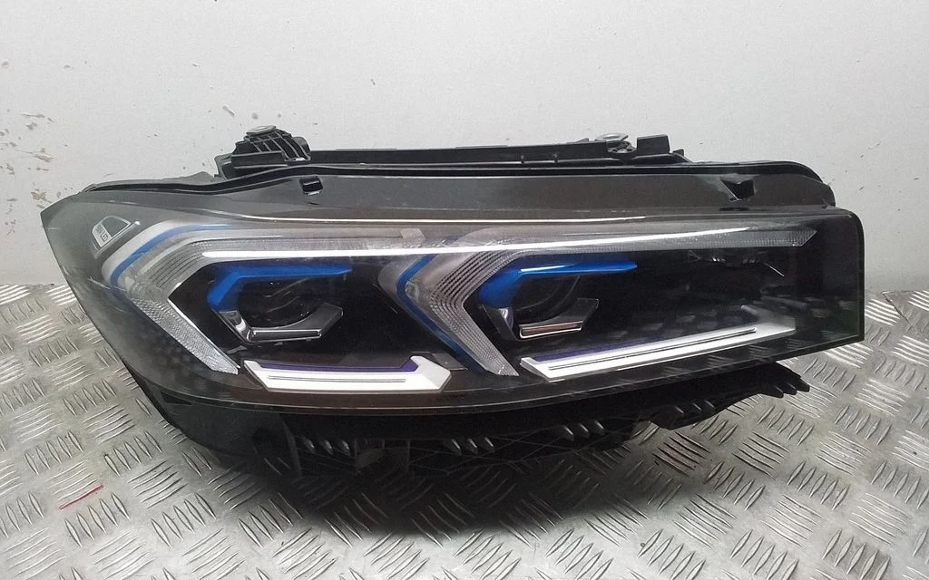Headlight/headlamp 0490482407