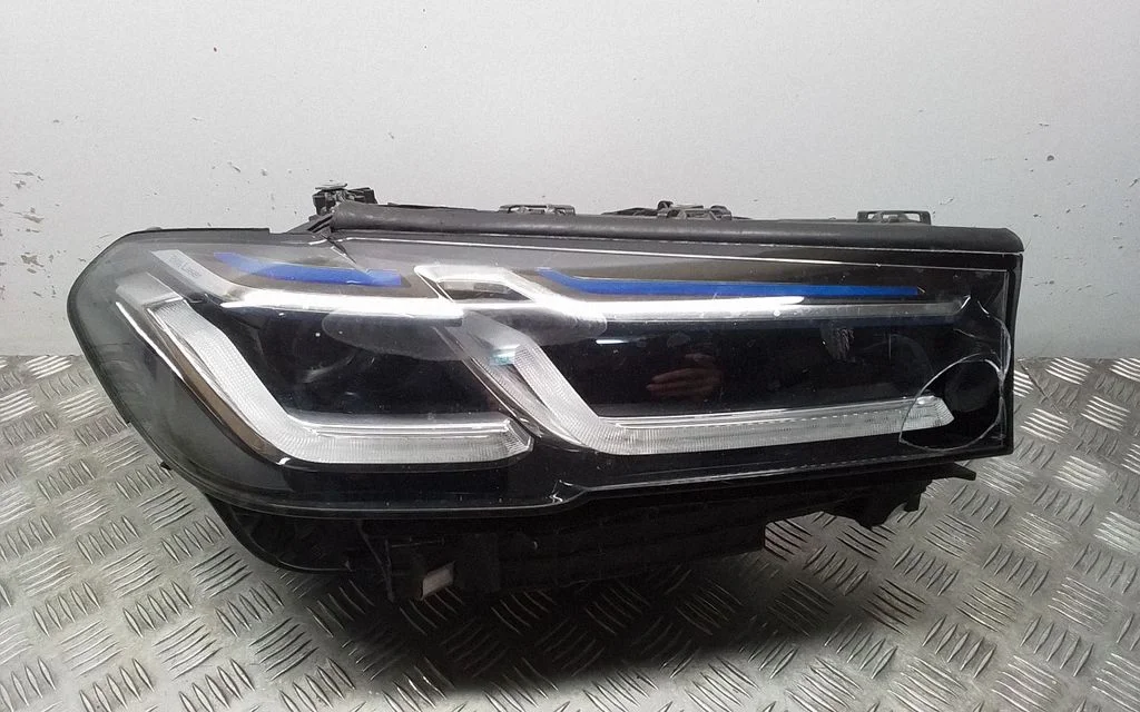 Reflektor 9850588