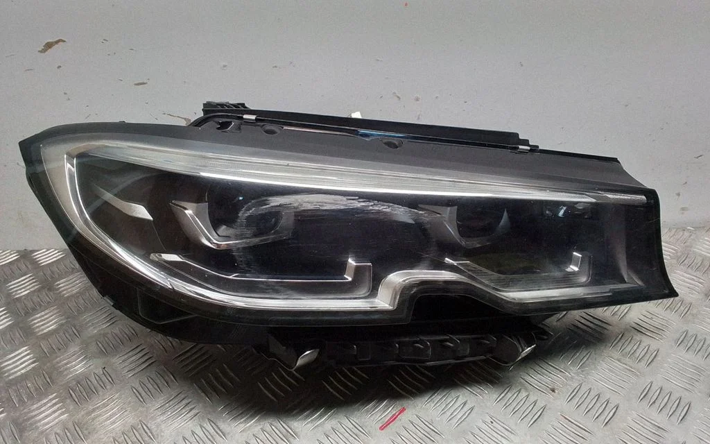 Headlight/headlamp 030110623409