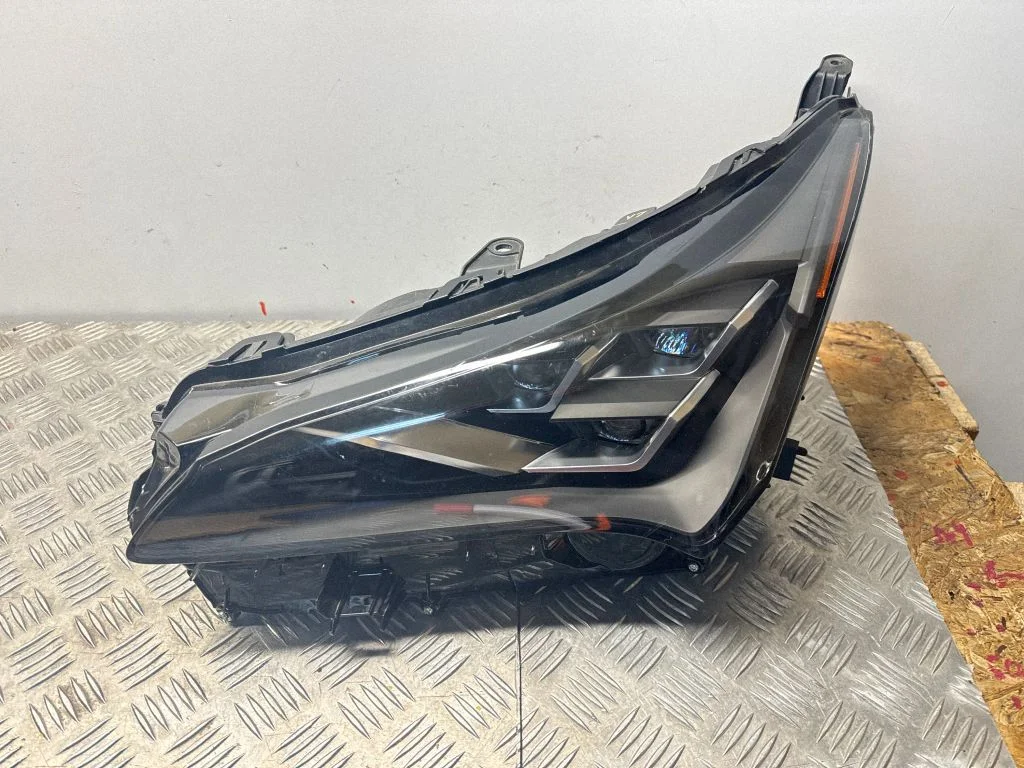 Headlight/headlamp – front left
