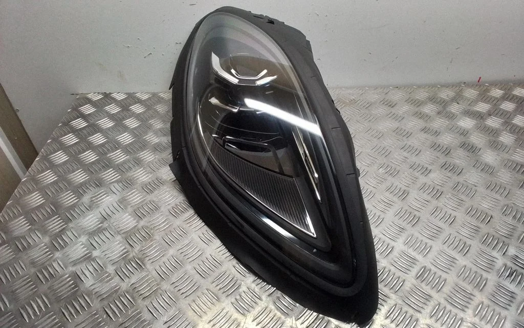 Esituli 95B941016T