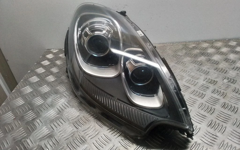 Headlight/headlamp 95B941032CH