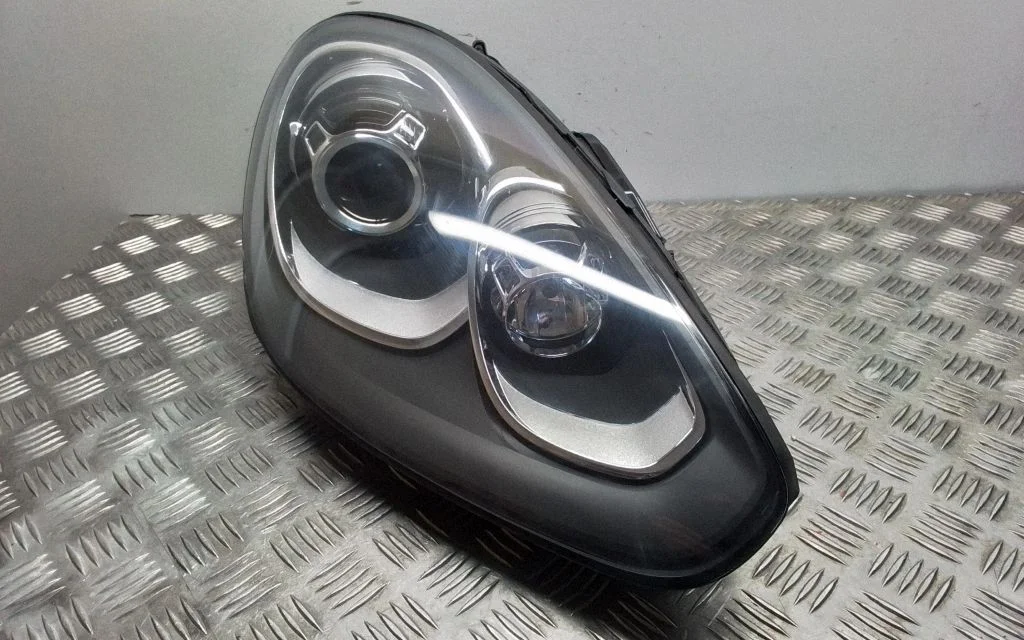 Headlight/headlamp 7P5941752F