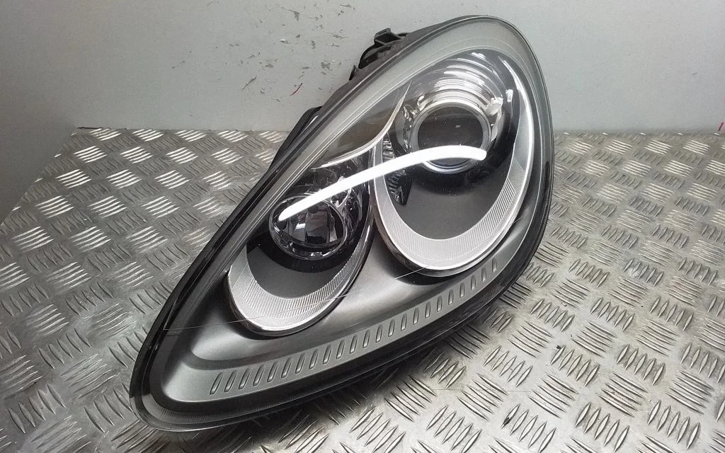 Headlight/headlamp 7P5941031P
