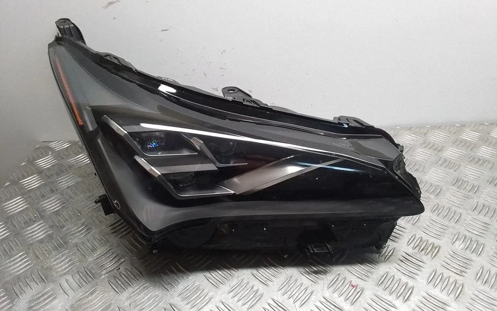 Headlight/headlamp – front right