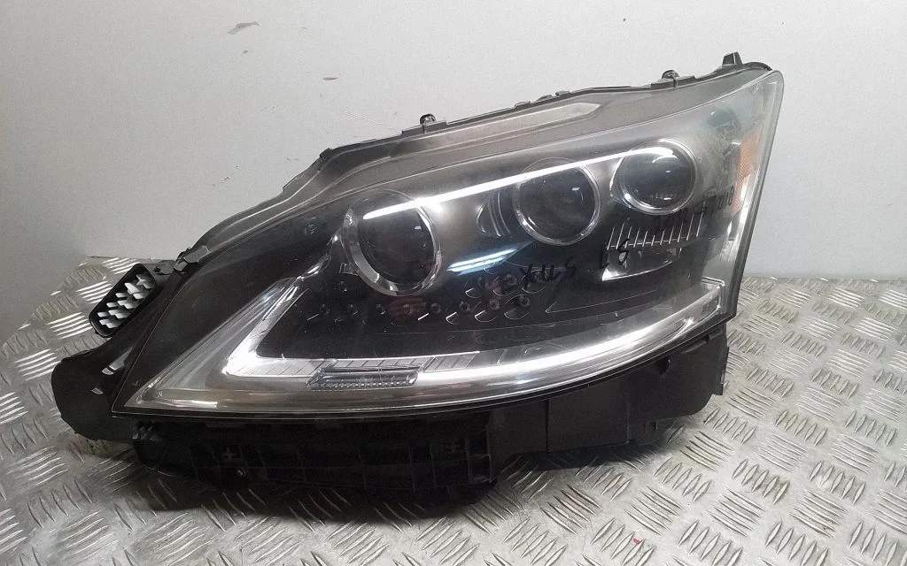 Headlight/headlamp – front left
