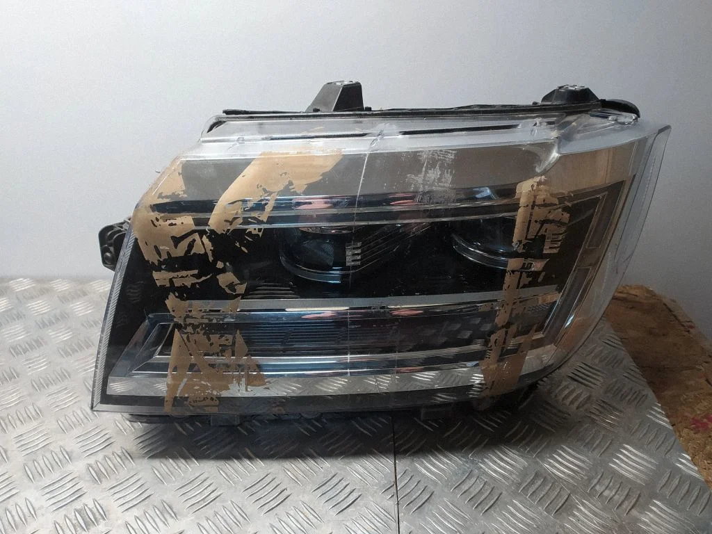 Headlight/headlamp 7C1941035