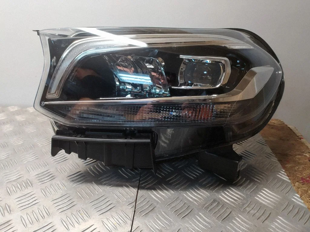 Headlight/headlamp – Mercedes-Benz X-class W470 (2017-2020)
