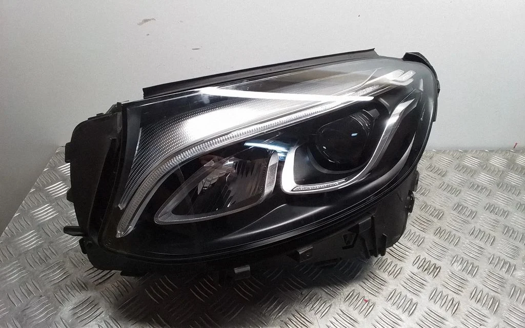 Headlight/headlamp A2539065301