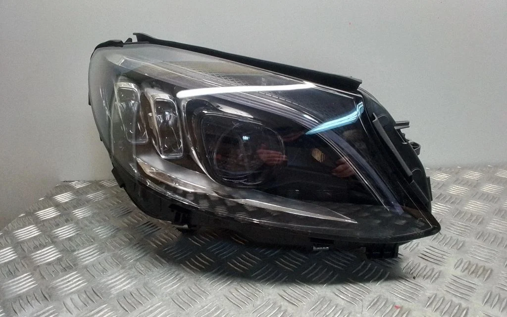 Esituli A2059068605