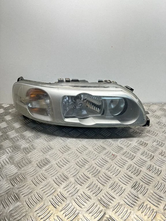 Esituli 8662574
