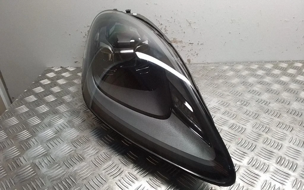 Headlight/headlamp 9Y0941034AB