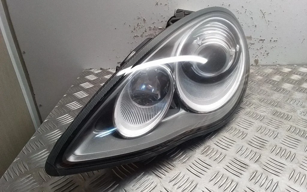 Headlight/headlamp 97063107024