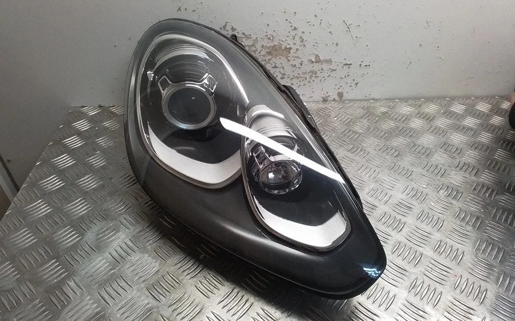 Headlight/headlamp 7P5941752F