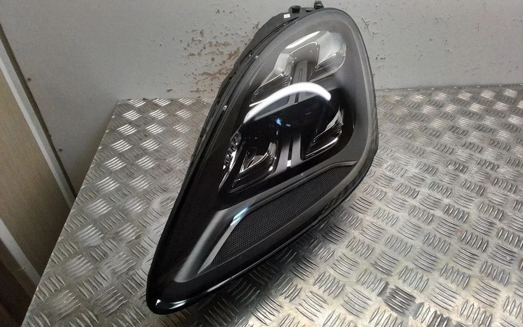 Headlight/headlamp 9Y0941035J