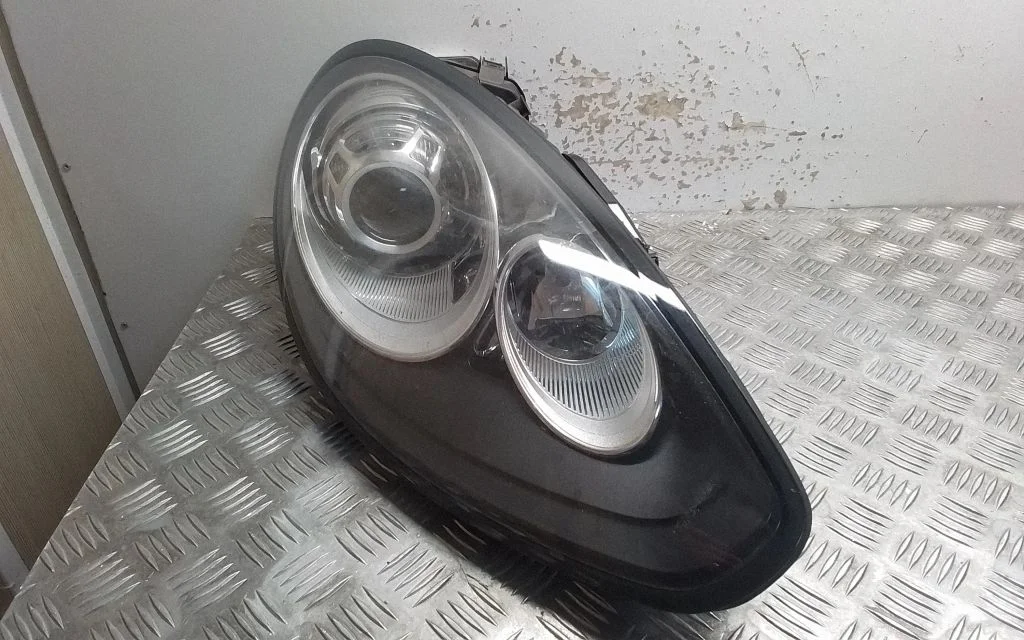 Headlight/headlamp 97063117054