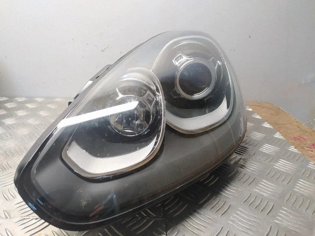 Headlight/headlamp 7P5941751F