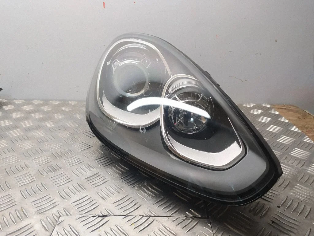 Headlight/headlamp 7P5941752F