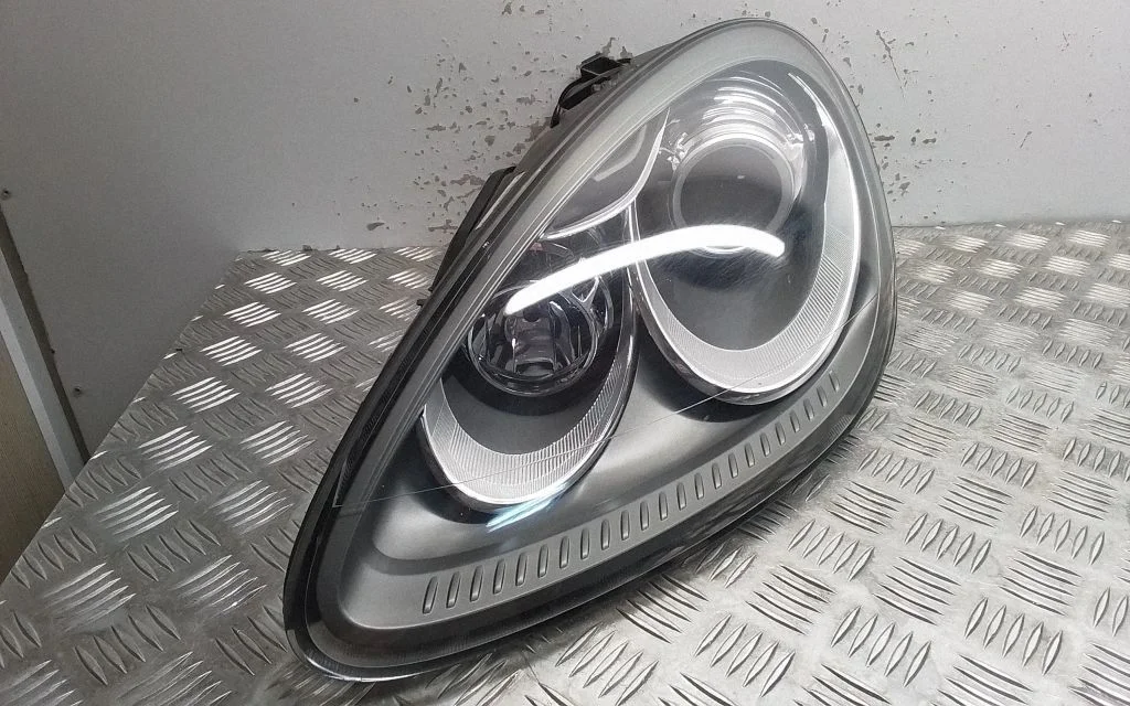Headlight/headlamp 7P5941031M