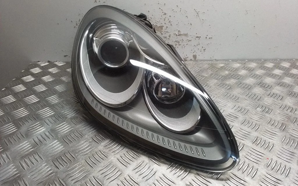 Headlight/headlamp 7P5941032M