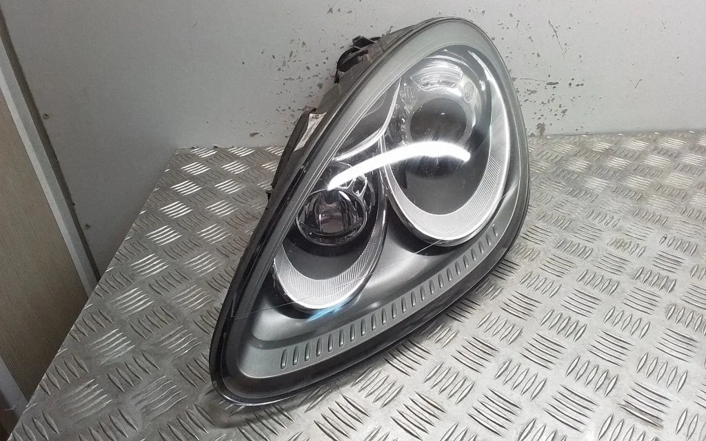 Headlight/headlamp 7P5941031Q
