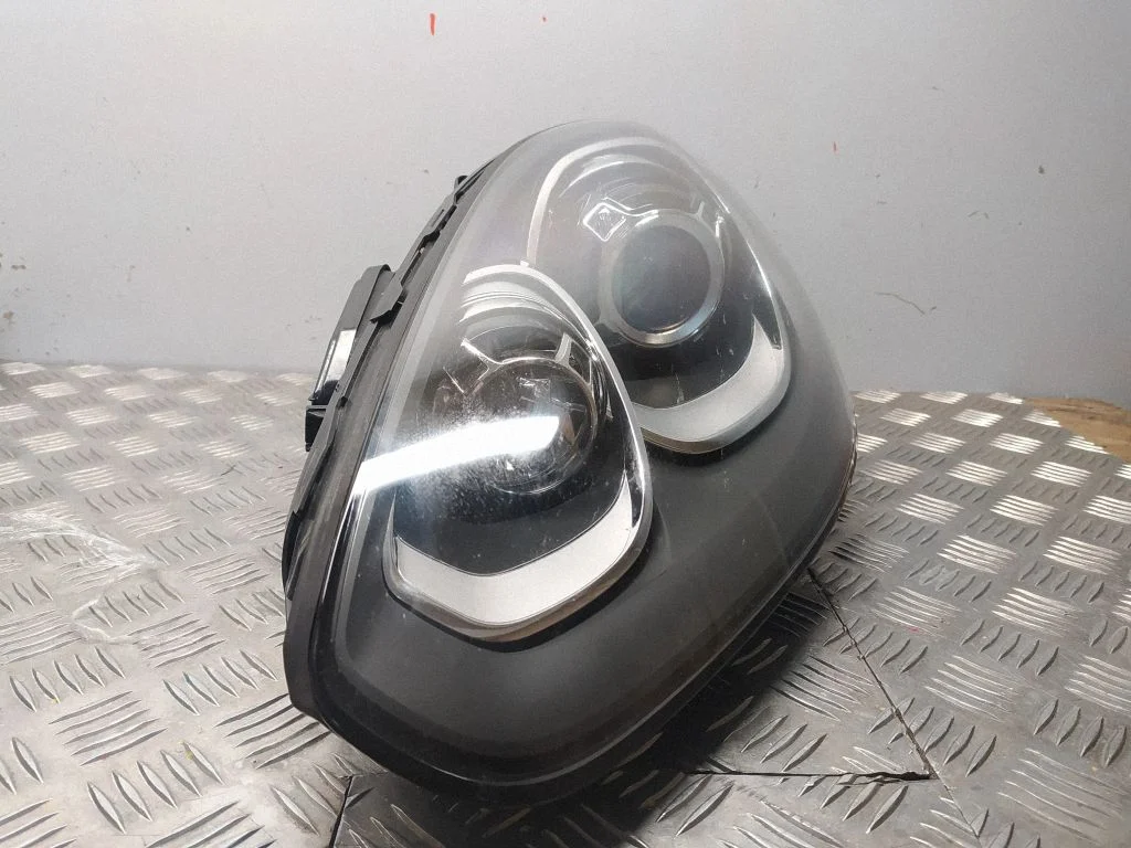 Headlight/headlamp 7P5941751F