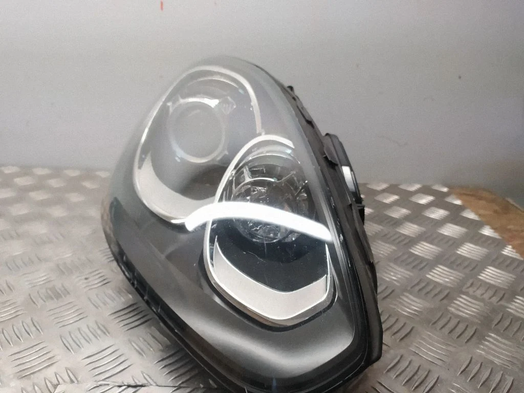 Headlight/headlamp 7P5941752G