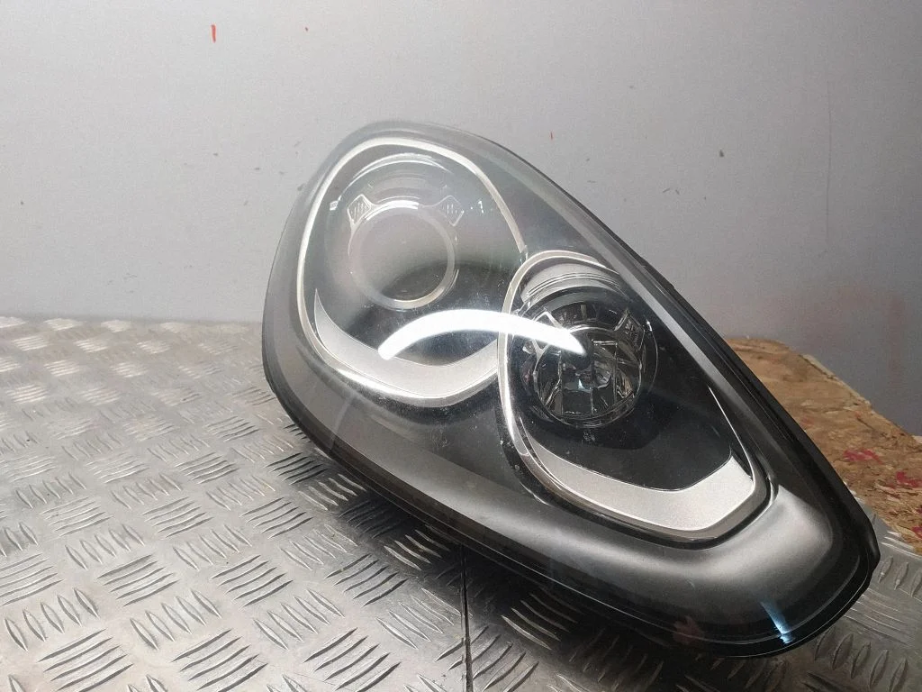 Headlight/headlamp 7P5941032CQ
