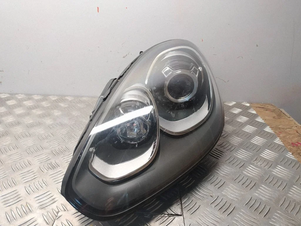 Headlight/headlamp 7P5941751F