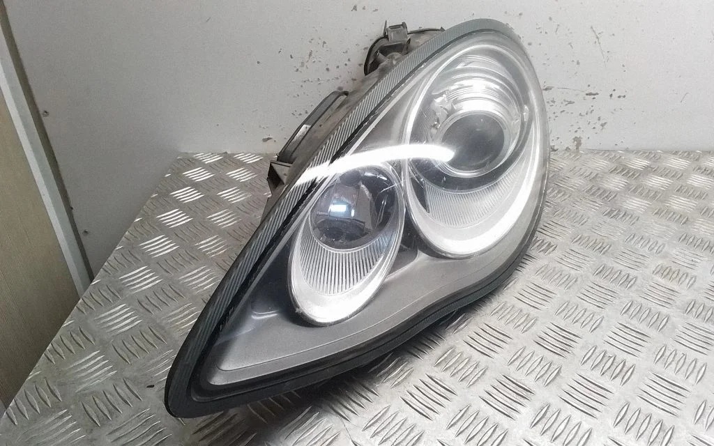 Headlight/headlamp 97063106905