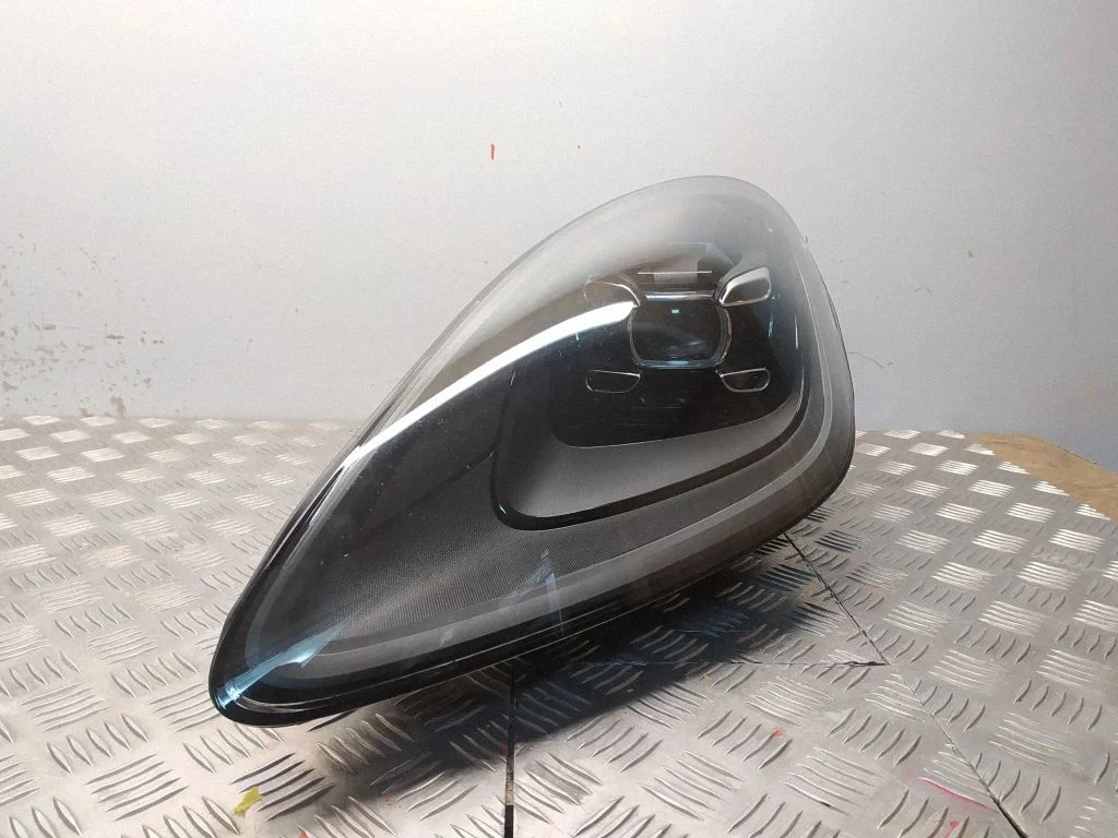 Headlight/headlamp 9Y0941031N