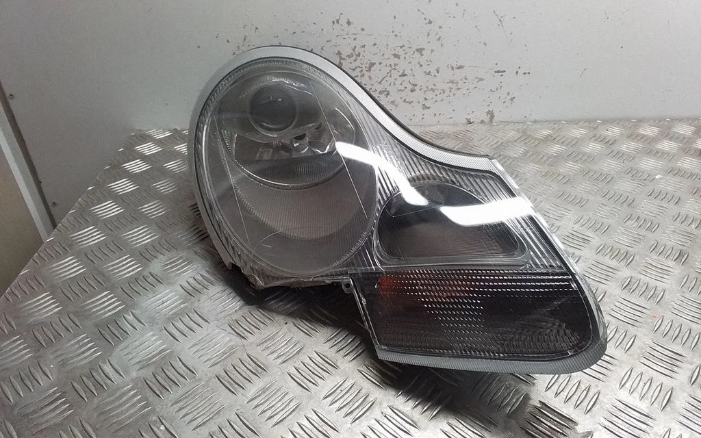 Headlight/headlamp – Porsche Boxster 986 (1996-2004)
