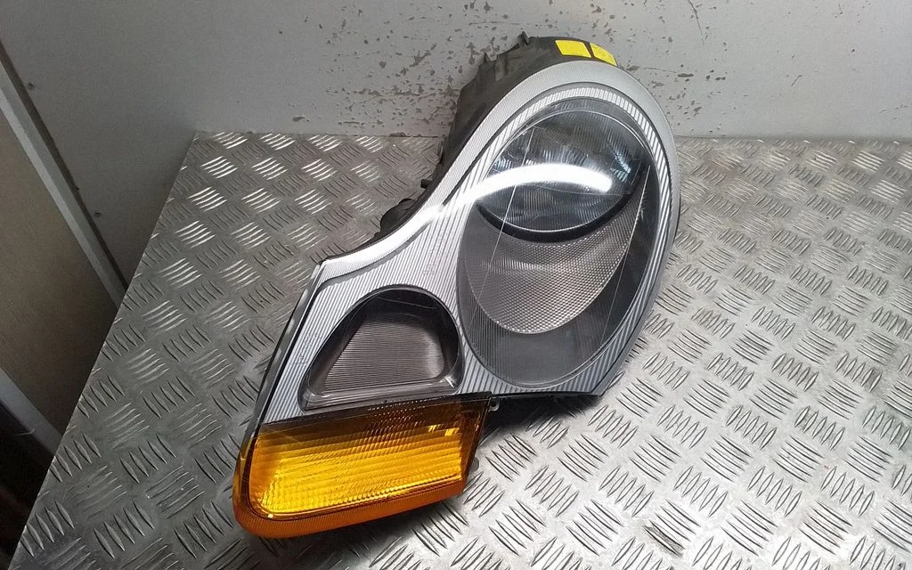 Headlight/headlamp – Porsche Boxster 986 (1996-2004)
