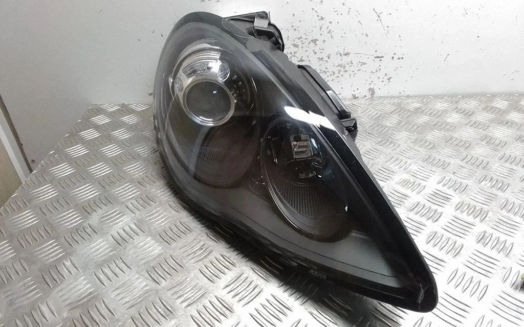 Headlight/headlamp 97063198402