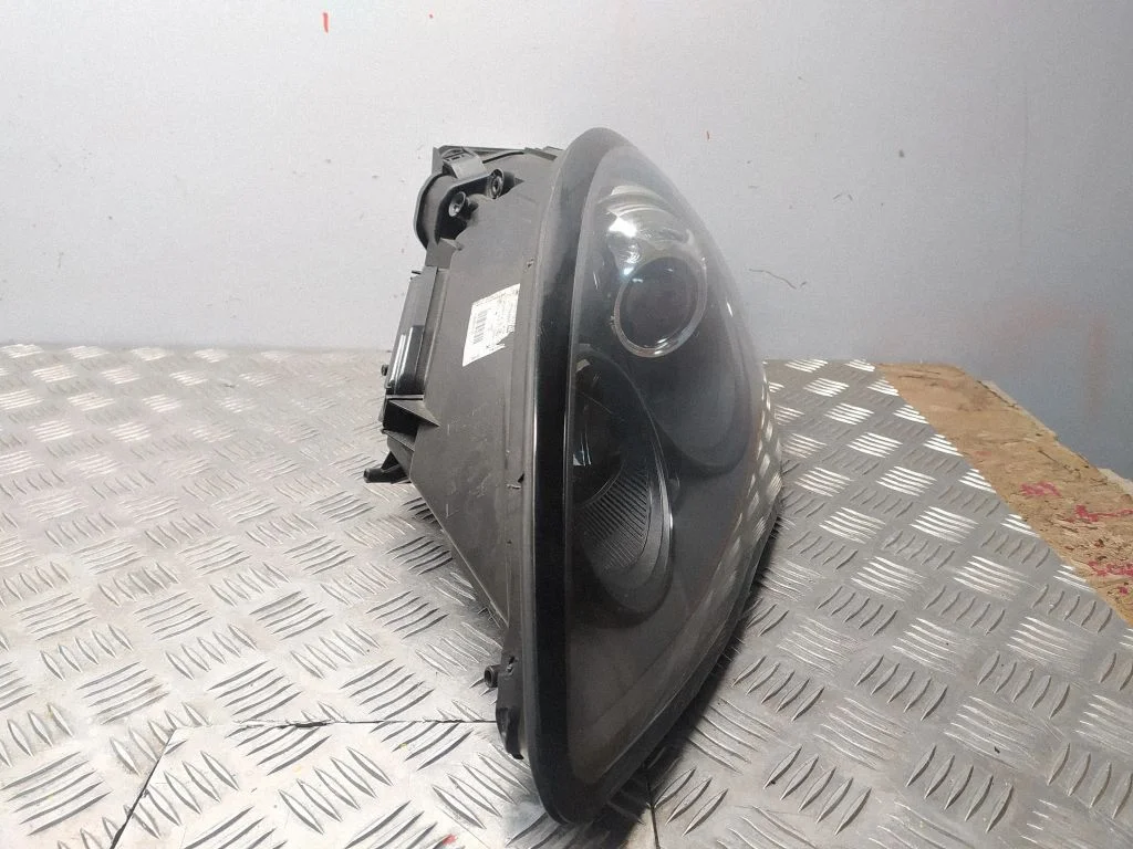 Headlight/headlamp 97063107102