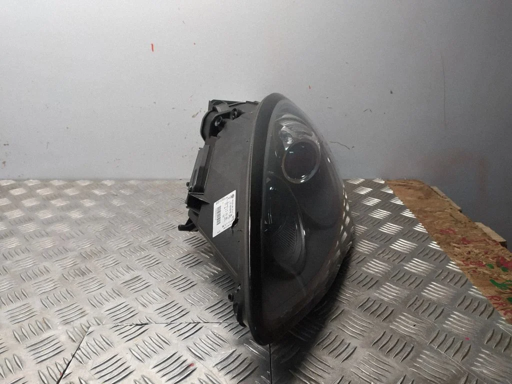 Headlight/headlamp 97063198102