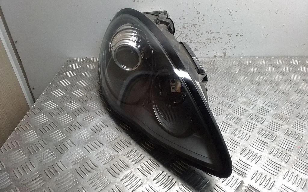 Headlight/headlamp 97063198200