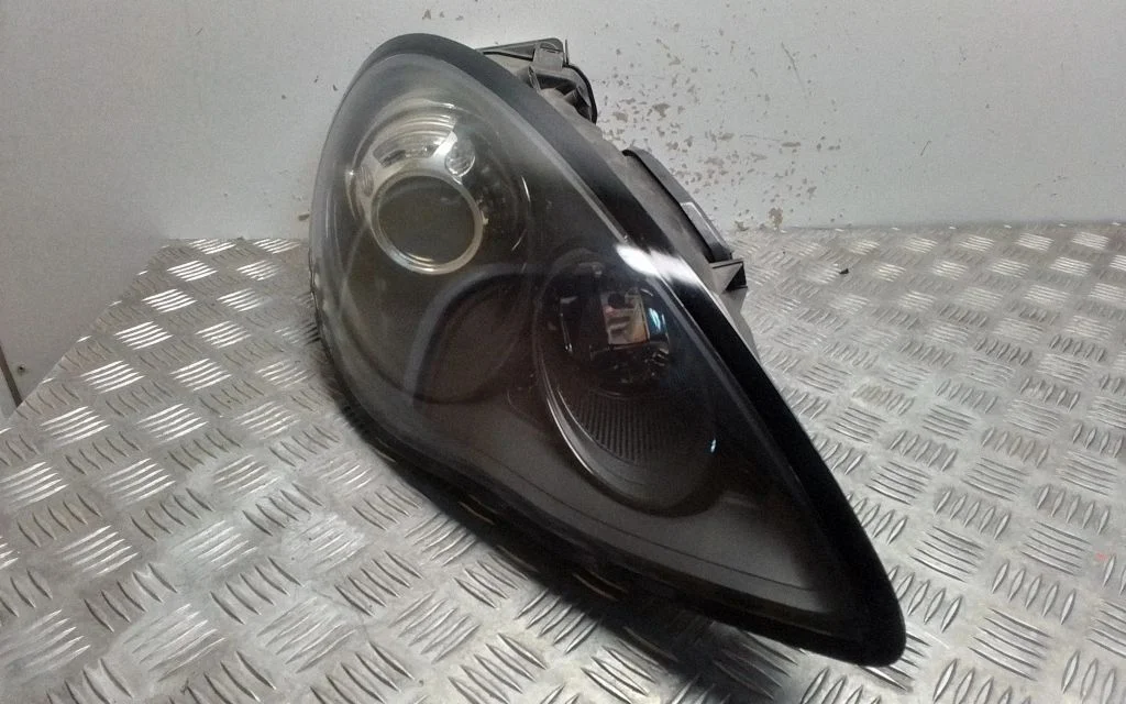 Headlight/headlamp 97063198202